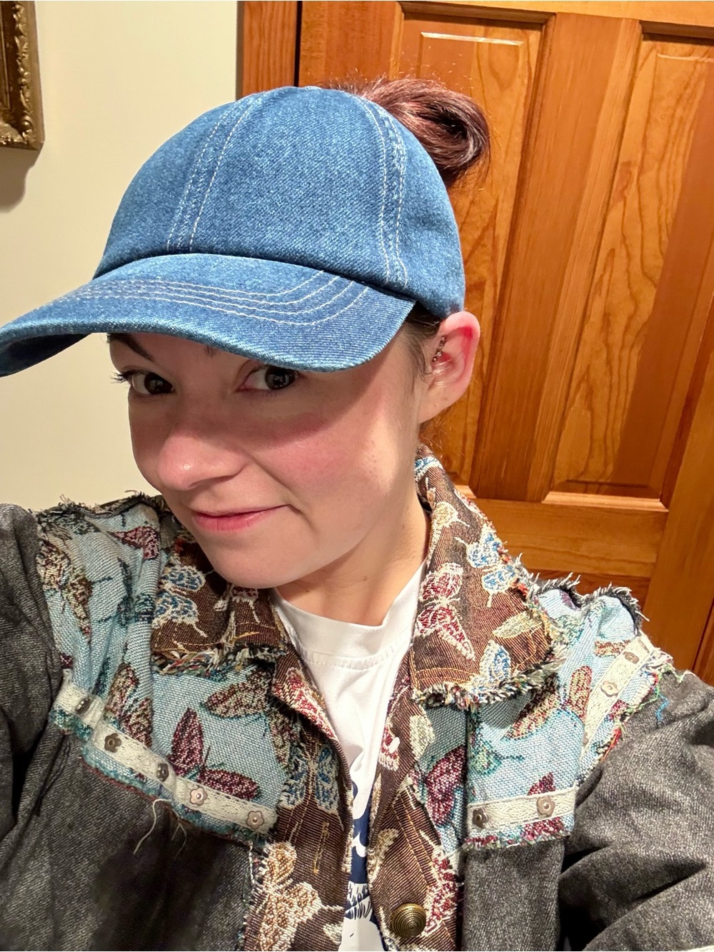 ❤️Buy Now Price❤️ Denim Ponytail Baseball Cap, Backless Messy Bun Hat - Choose 1 - Picture 14 of 16